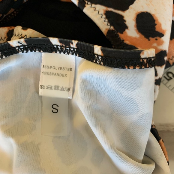 Women’s 2 Piece Swimsuit Sz S - Picture 9 of 9